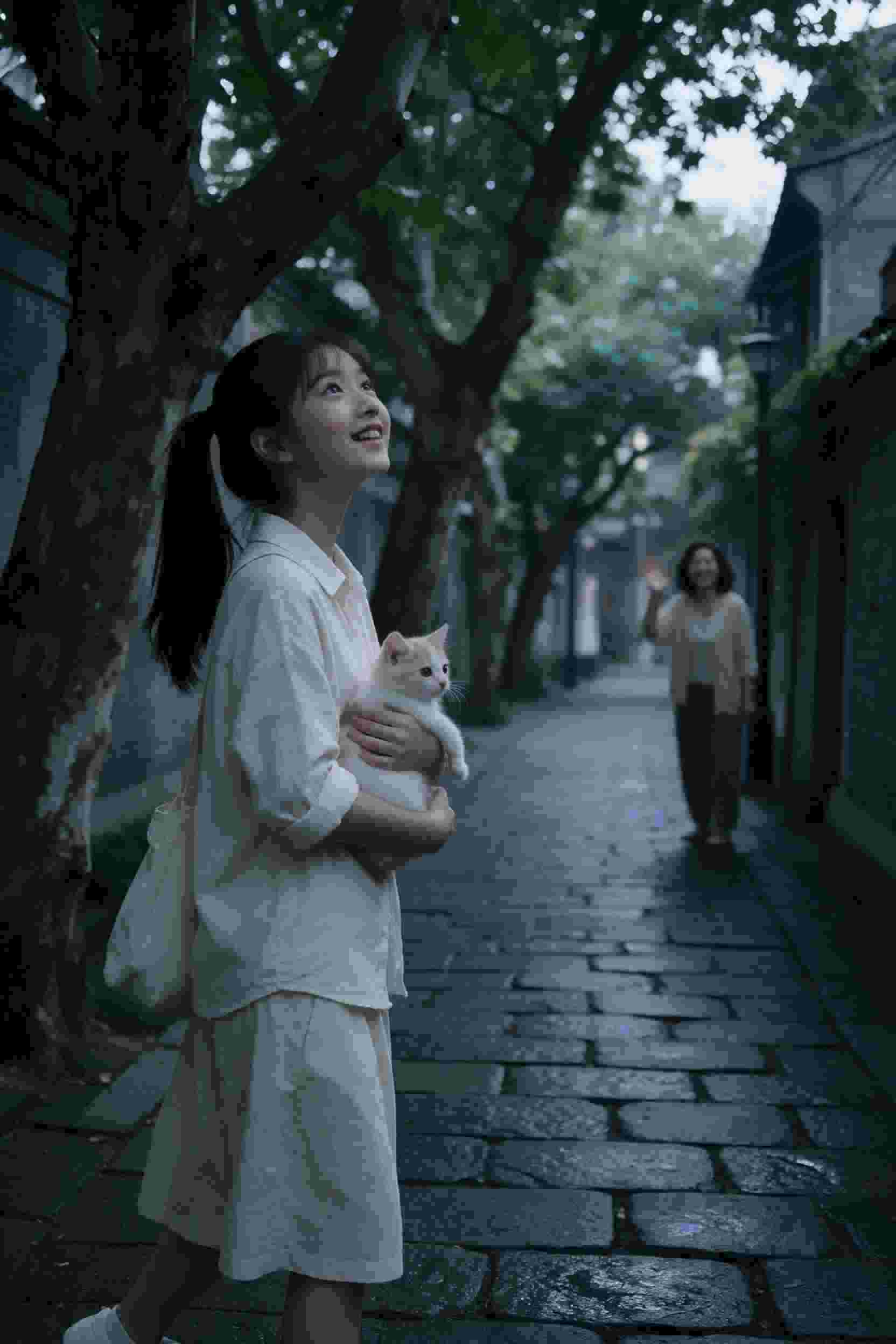 熏香花朵凛然绽放